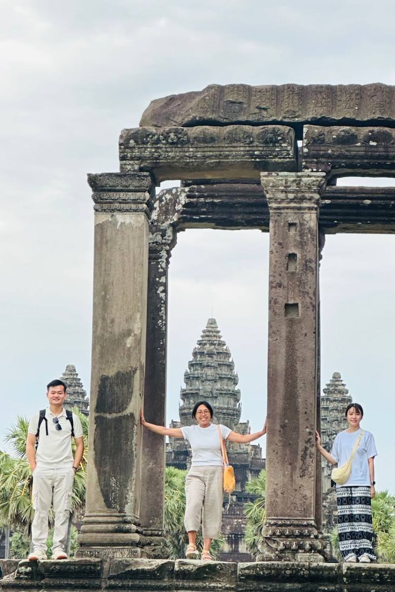 Angkor Wat Sunrise Tour in Siem Reap Small Group Temple Tour