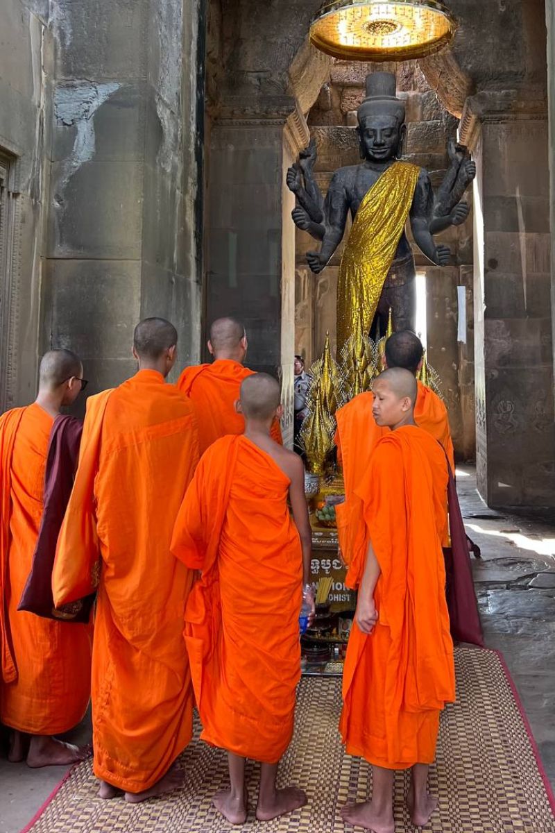 Explore Angkor Small Group Tour for a Refined Angkor Temple Journey