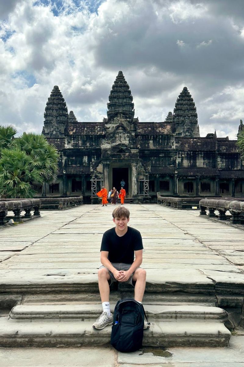 Explore Angkor Small Group Tour with Premium Guide and Seamless Travel