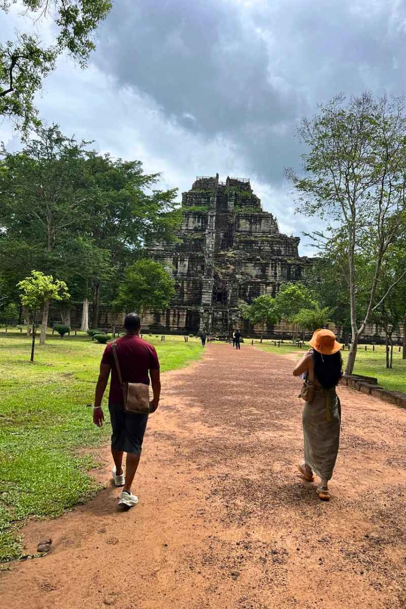 Koh Ker and Beng Mealea Tour Small Group Experience