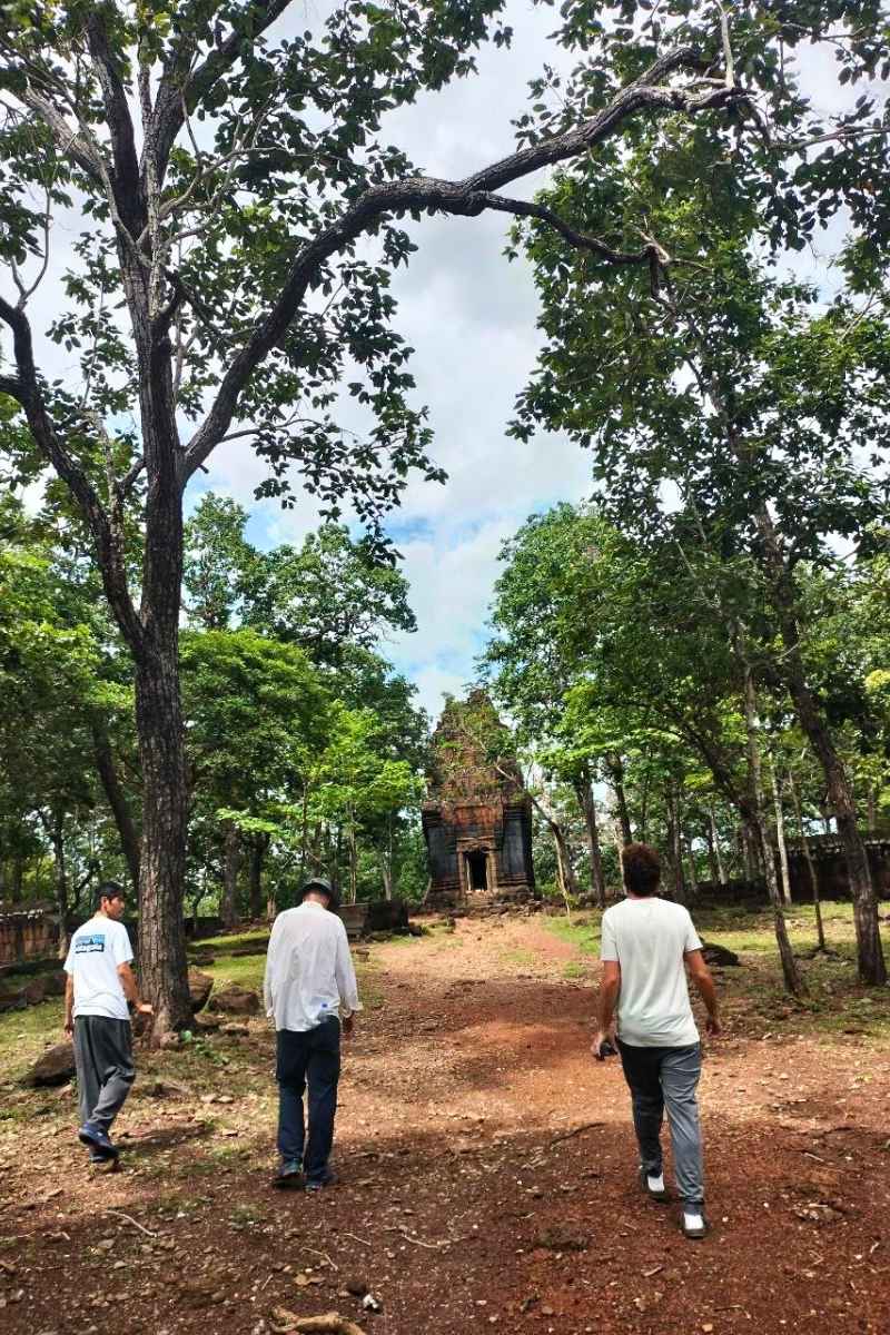 Koh Ker and Beng Mealea Tour Uncover Jayavarman IV Ancient Capital ChokGargyar