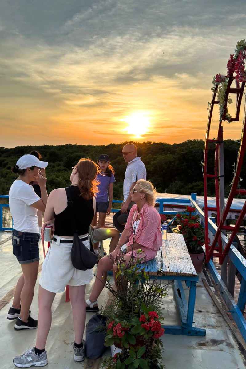 Kompong Phluk Floating Villages Tour with Scenic Tonle Sap Views