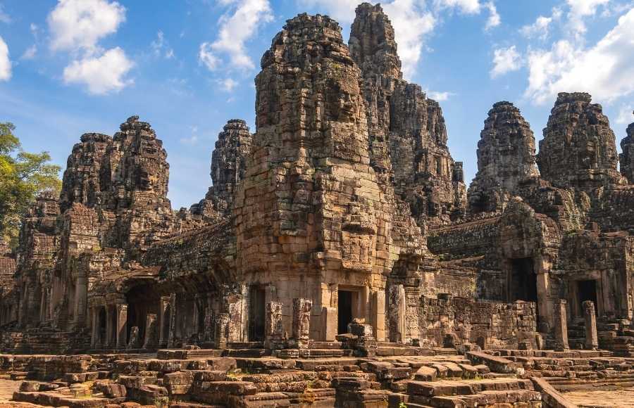 Food Ban in Cambodia’s Famous Angkor Wat Temples