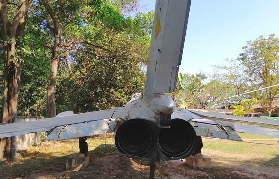 Take-a-chance-to-visit-the-Cambodian-Landmine-Museum-or-the-war-museum