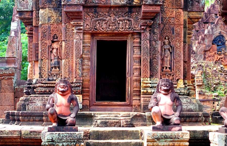 Comprehensive Guide To Banteay Srei Temple - The Citadel Of Women