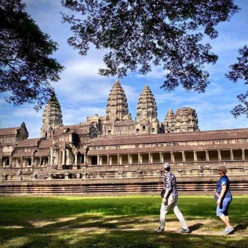 Explore Angkor Temple on 3-Day Angkor Wat Sunrise, Banteay Srei and Floating Villages Tour - Small Group Tours