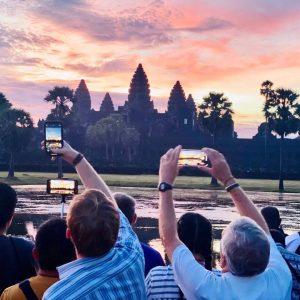 Shared Option _ 3-Day Angkor Wat Sunrise, Banteay Srei and Floating Villages Tour
