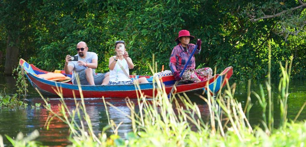 How Long Does a Floating Village Tour Take Compared to Other Siem Reap Activities