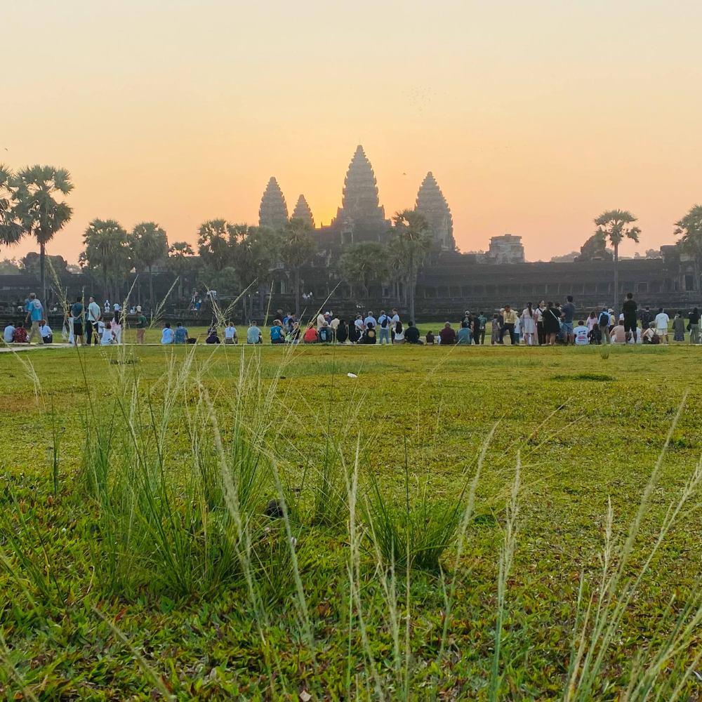 Angkor Wat with Afternoon Kompong Phluk Floating Village tour