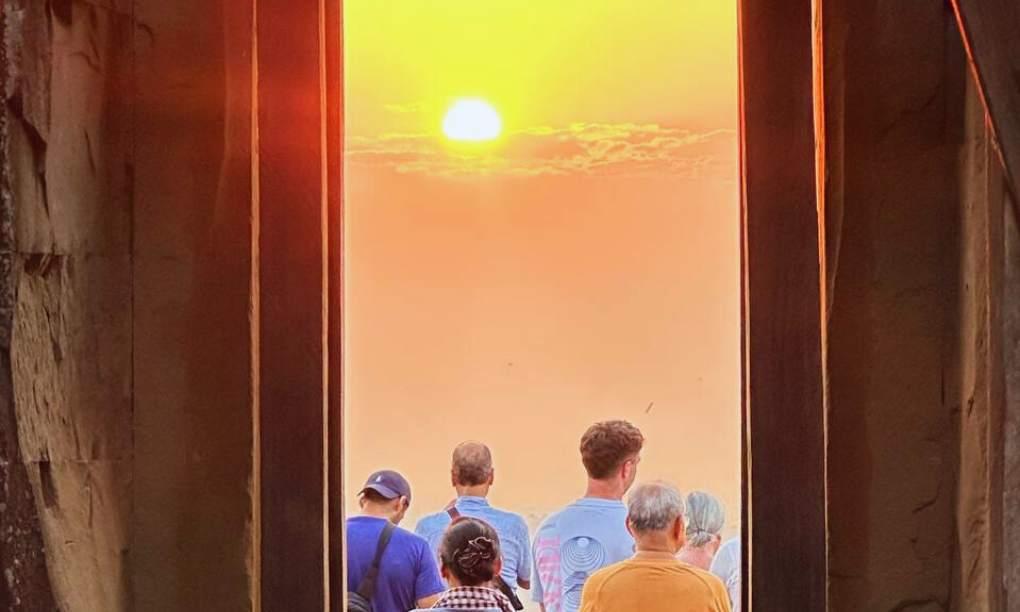 Availability of Small Group Angkor Wat Sunset Tours - Which Tour Is Right for You