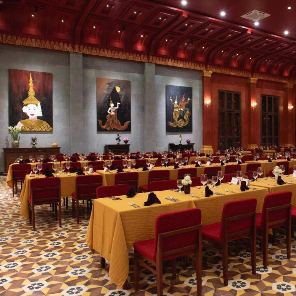 Siem Reap Robam Theatre Grand Buffet Dinner and Apsara Show
