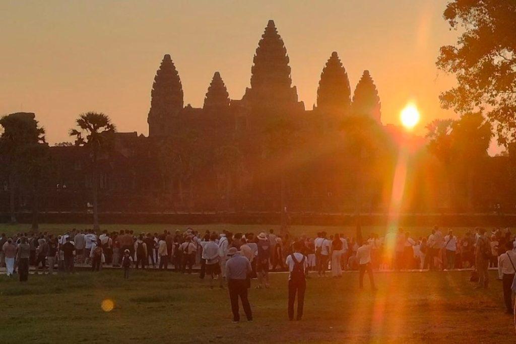 Angkor Pass Essential Guide Best 2026 Tickets - Siem Reap Shuttle