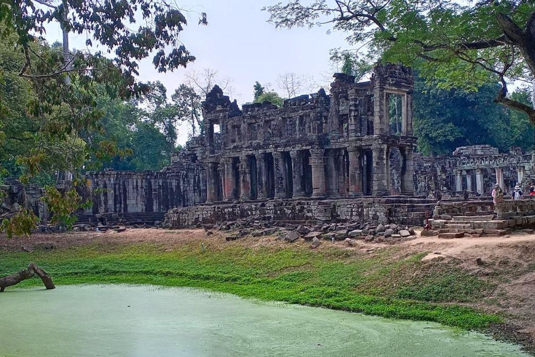 Banteay Srei temple tour itinerary - Smart plan for seeing more temples in one day with guided stops