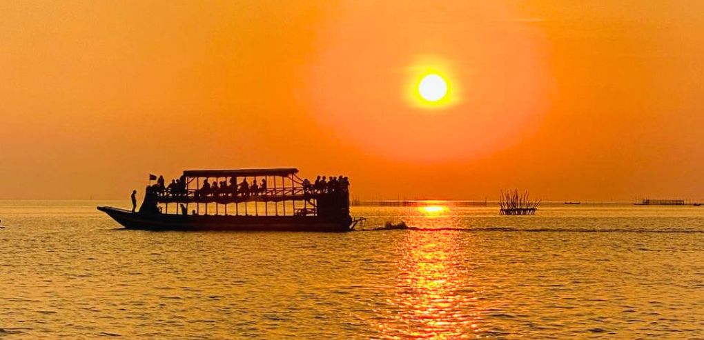 Siem Reap Kampong Phluk Floating Village Tour with Boat