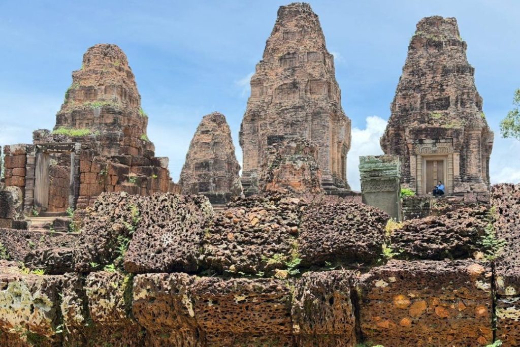 Angkor Grand Circuit Architecture Explained