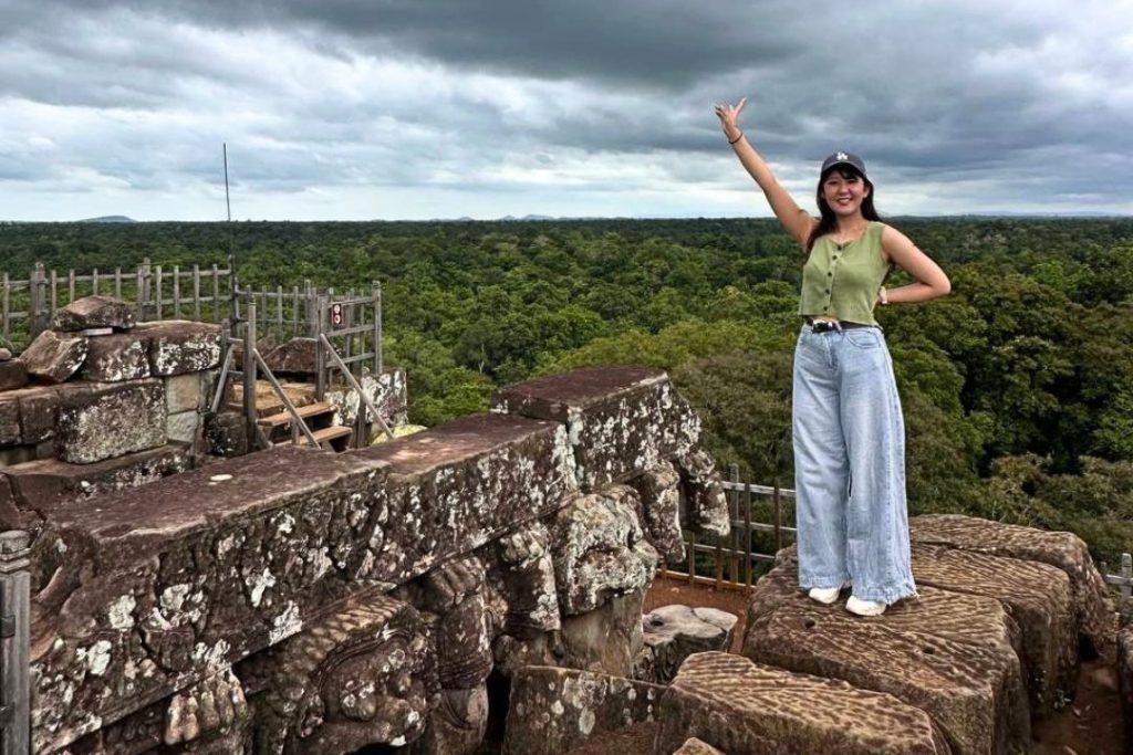 Are there group tour options for Koh Ker from Siem Reap