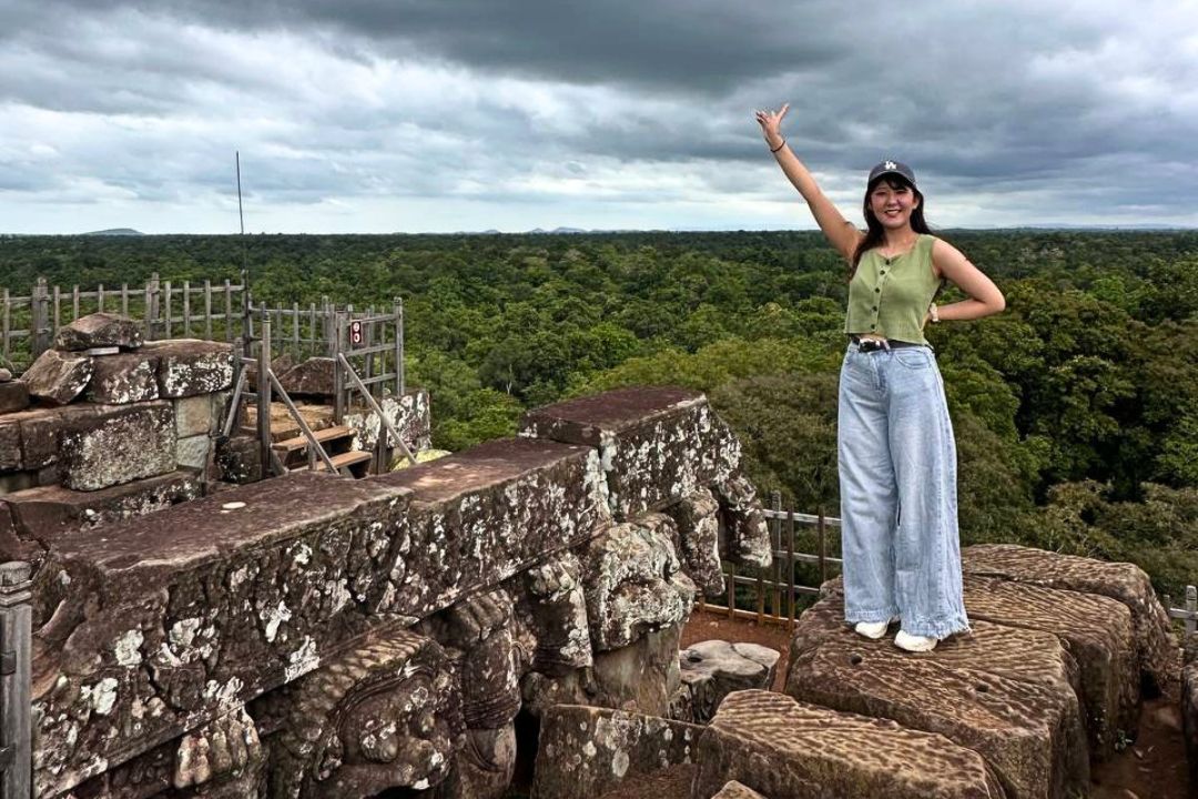 Are there group tour options for Koh Ker from Siem Reap