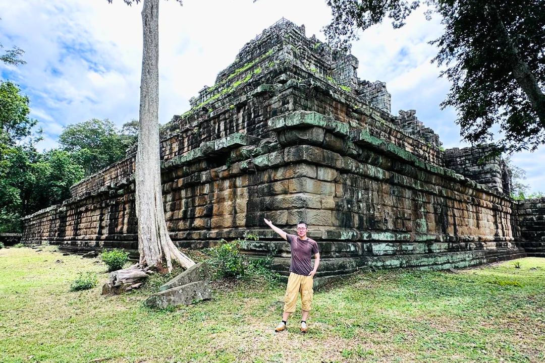 How long does a full day trip to Koh Ker usually take