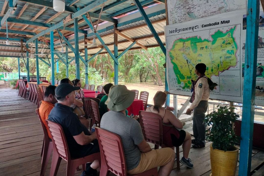 Kampong Phluk Tour for First-Time Visitors - advice for a first lake visit