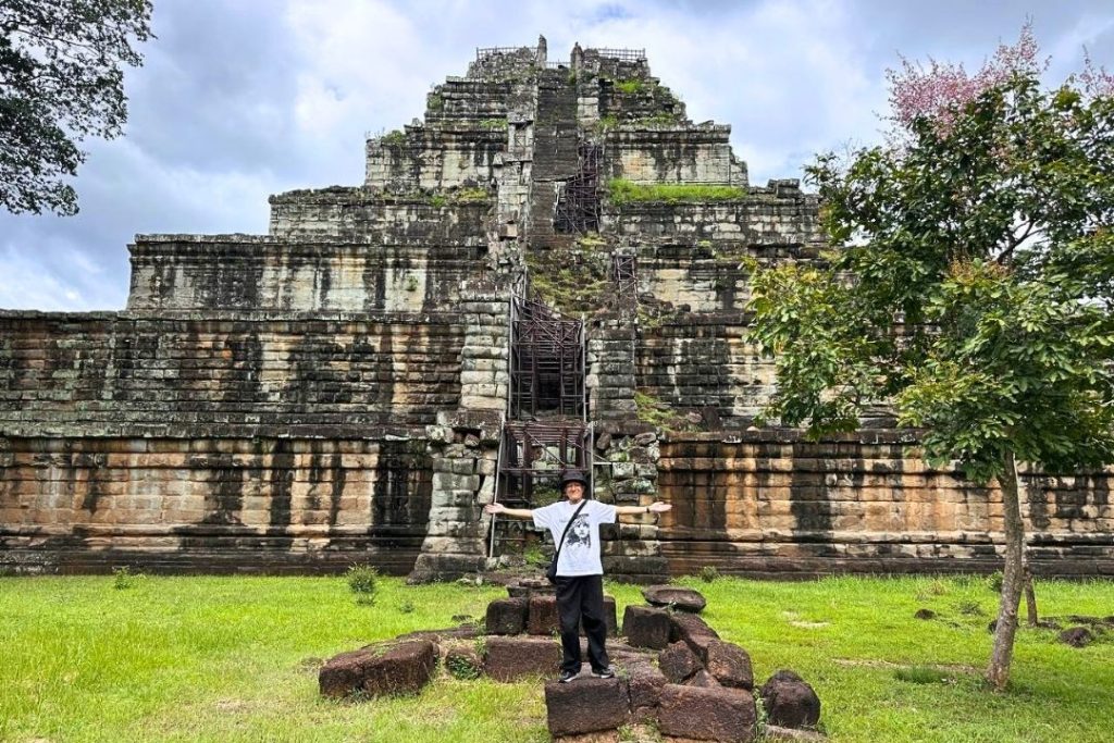 Koh Ker Tour From Siem Reap With Private Car Guide and Hotel Pickup