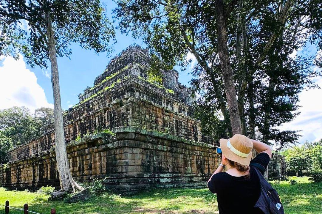 What are the prices for Koh Ker temple tours with transportation included