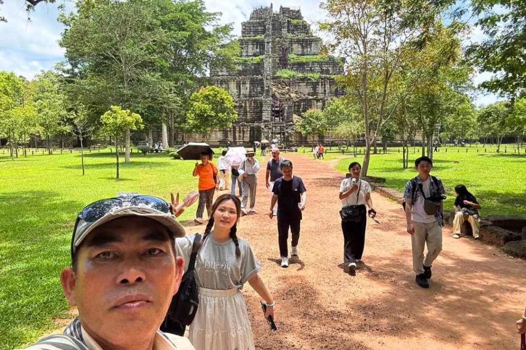 What is the historical significance of Koh Ker temple complex