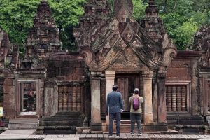 Can I Visit Phnom Kulen and Banteay Srei on the Same Day