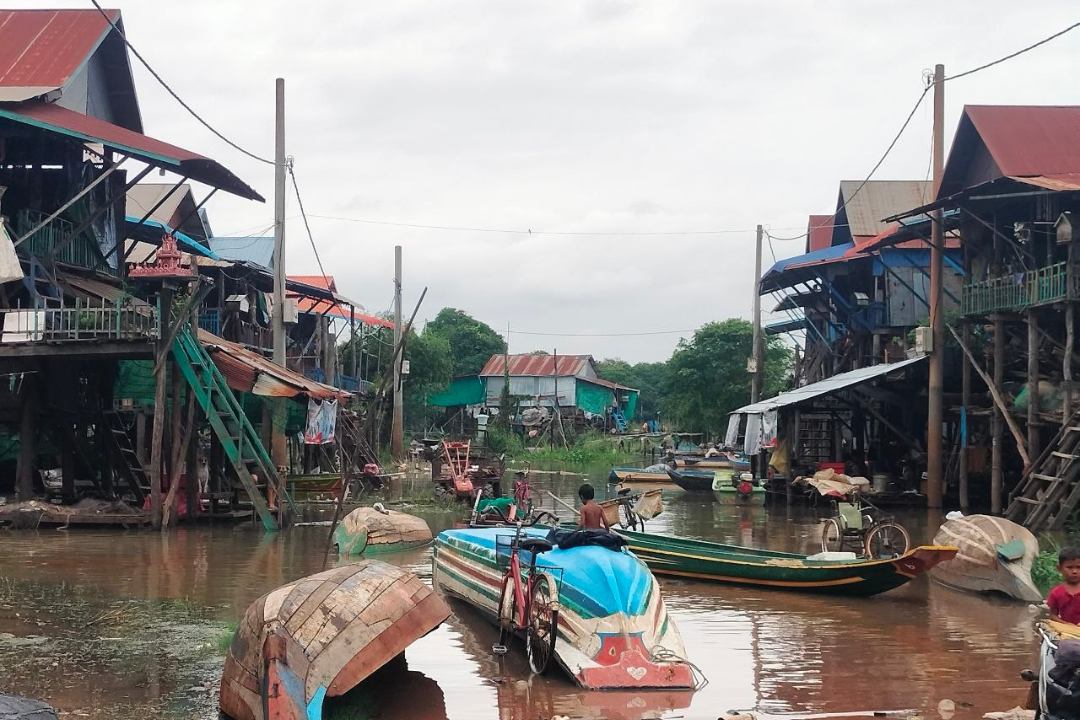 Floating Village Boat Times and Water Levels in September