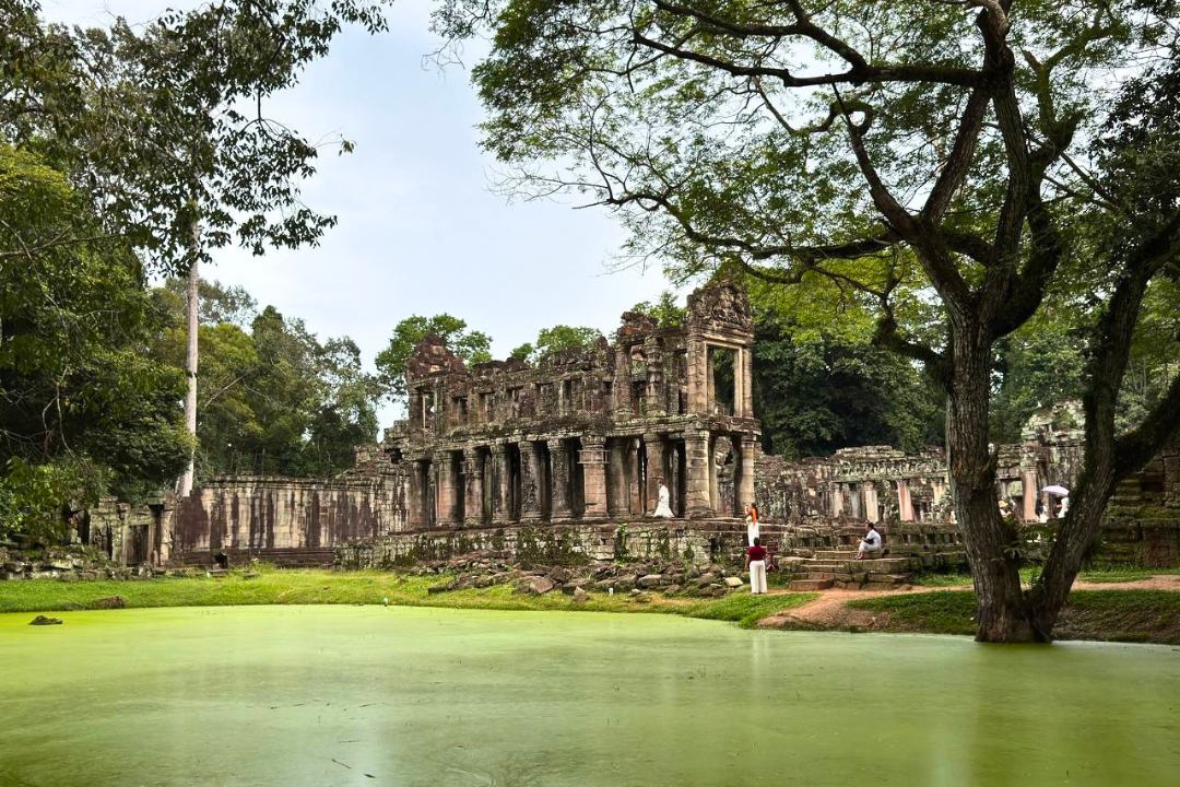 How Far Is Neak Pean From Preah Khan