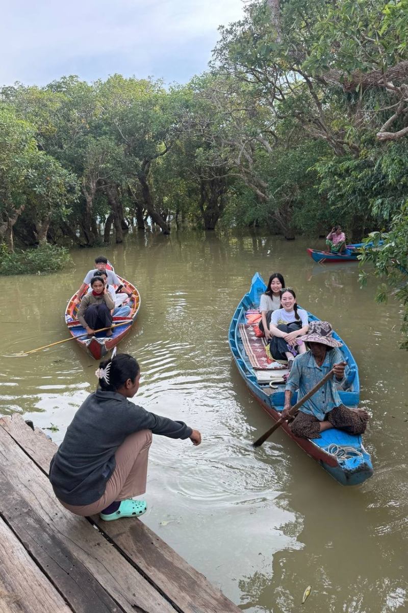 Kulen Mountain and Kampong Pluk Floating Village group tour and small boats