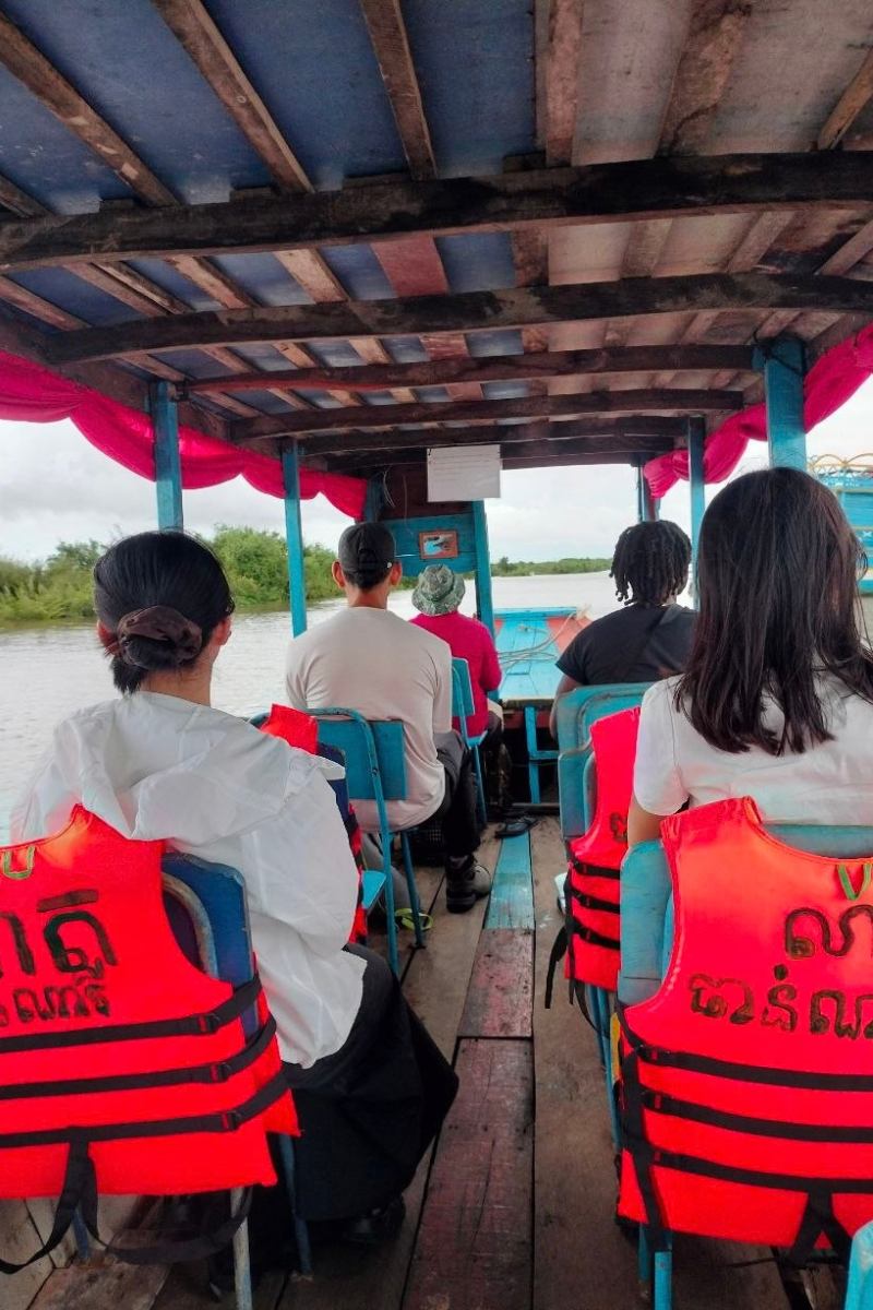 Kulen Mountain and Kampong Pluk Floating Village tour on the boat