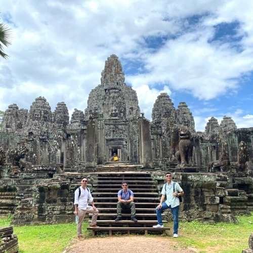 Angkor Sunrise Tour with Siem Reap Shuttle tours 1
