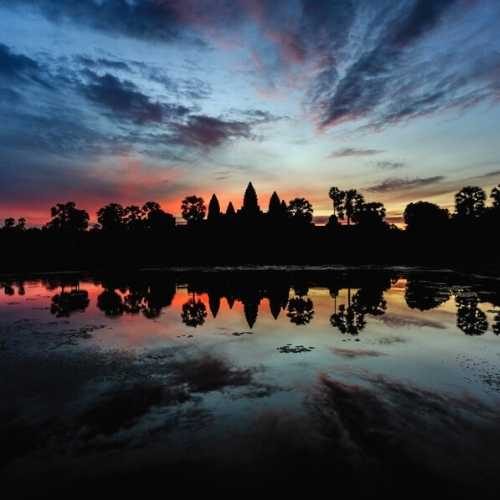 Angkor Sunrise Tour with Siem Reap Shuttle tours 4