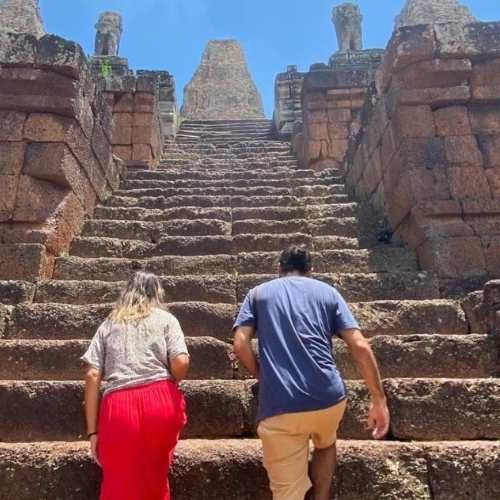 Banteay Srei Backcountry Tour - travellers view at Pre Rup