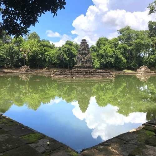 Banteay Srei Backcountry Tour with Siem Reap Shuttle at most famous tamples 3