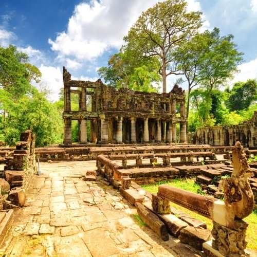 Banteay Srei Backcountry Tour with Siem Reap Shuttle