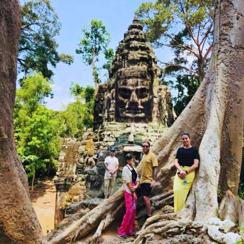Explore-Angkor-with-Bayon-Temple