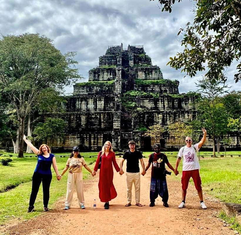 Visit Koh Ker & Beng Mealea Temple with small group shared tour by siemreapshuttle.com